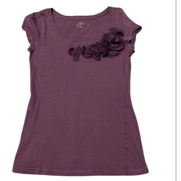 Loft szS pretty purple cap sleeve flower detail and decorative stitching EUC - Picture 1 of 8